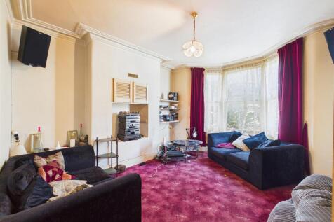 2 - Terraced House for Auction, Douglas Road, Horf