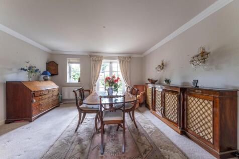 Millfield Lane, Tarporley photo 3