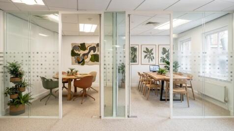 Office to rent Image 3