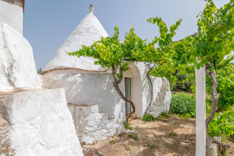 0022249-034_trullo_sessana_for_sale_ostuni_puglia_ital