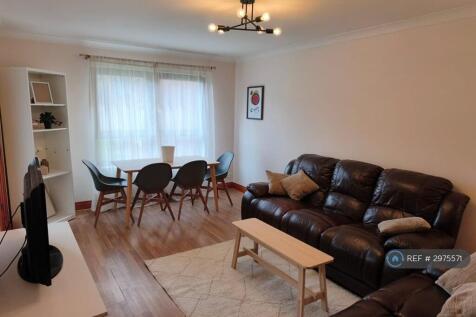Living Room / Dinning Room