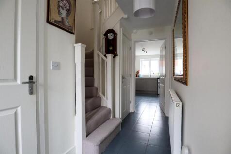 Entrance Hallway.jpg