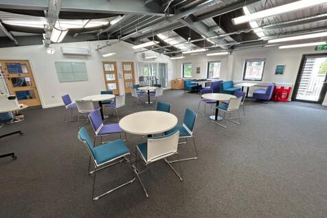 Office to rent Image 9