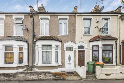 London, E6 - property photo