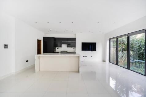 Reception/Kitchen