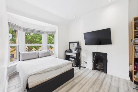 CAM03975G0-PR0126-STILL027 (2).jpg