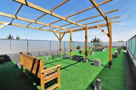 Roof garden 1.jpg