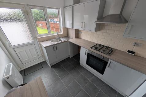 Highcroft Avenue, Blackpool, Lancashire, FY2 photo 5