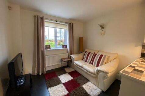 Kitchen Dining Area.jpg