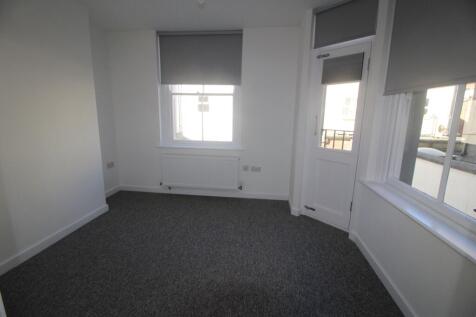 South Street, Eastbourne, East Sussex photo 5