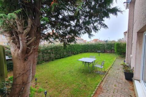 18 Pembroke Avenue 1.jpg