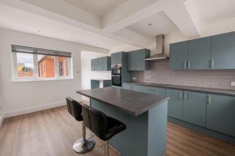 Kitchen (2).jpeg