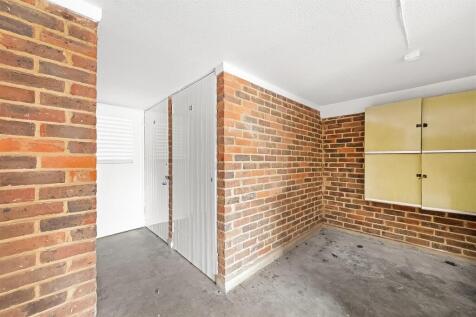 Storage cupboard