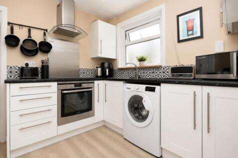 Kitchen..jpg