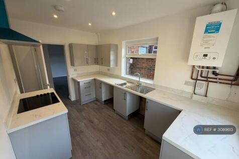 Derrington Avenue, Crewe, CW2 photo 2