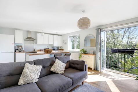 Open Plan Kitchen-Lounge-Diner