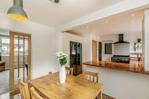 Kitchen &amp; Dining Room