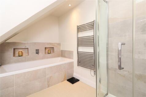 Bath/Shower Room