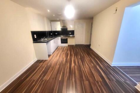 Open Plan Kitchen/ Sitting Room Pic 1