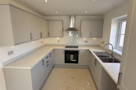 Plot 314 kitchen 2.jpeg