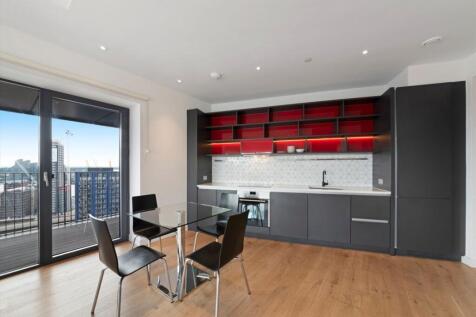 Lyell Street, London City Island photo 3