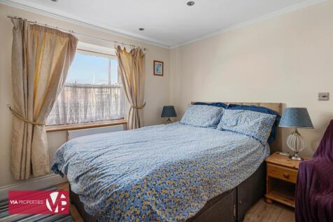 11 Burford Street Hoddesdon via properties estate letting commer