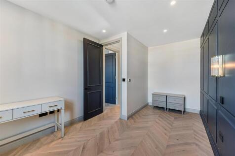 Flat 6, 63 Gordon Road-9.jpg