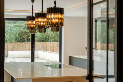 1417107-32-699598...