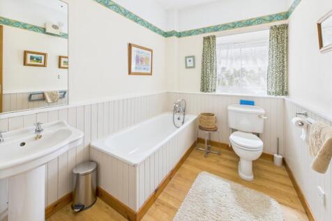 CAM03481G0-PR0098-STILL015