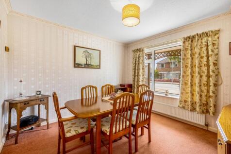 11 Balmoral Avenue (Spalding)-24