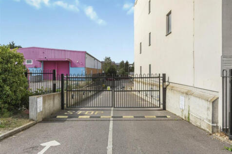 Property Image 11