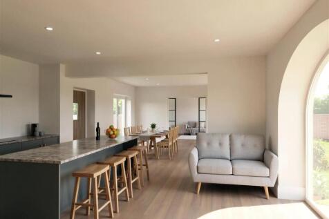 Deighton_kitchen 2_200826.jpg