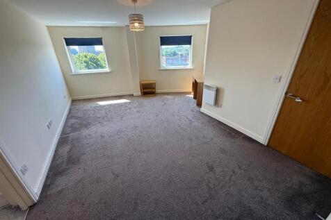 WhatsApp Image 2025-07-21 at 19.22.57_fb107ec6.jpg