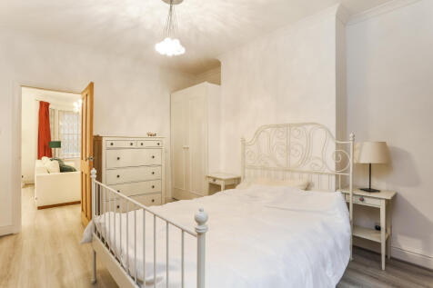 63B Fairholme Road L