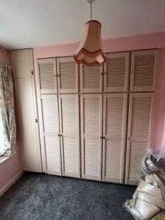 fitted cupboards bedroom 2.jpg
