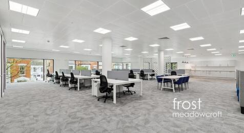 Kings House  Hammersmith Rd W6 office to let 26.