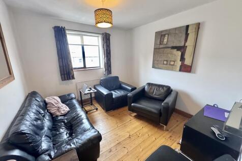 *148 PPPW* Victor court, Aboretum, NG7 photo 2