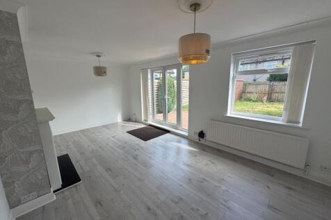 Newham Grange Avenue, Stockton-on-Tees photo 3