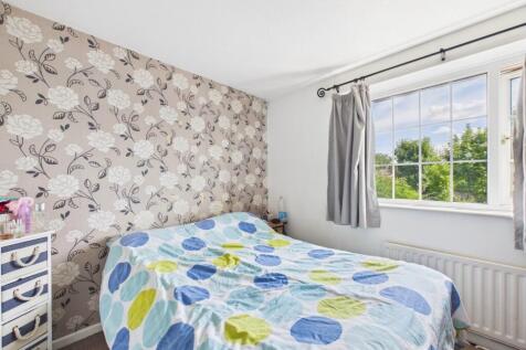 Grange Drive, Burbage, LE10 photo 5