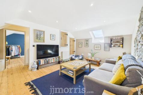 Snug/Television Room