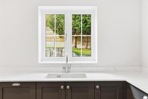 1578342896 - 5 Amberwood Grove -58.jpg