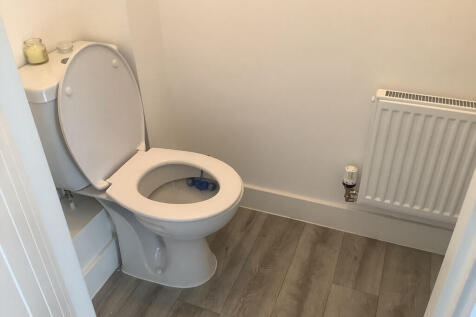 4 Honley Close, Wakefield, WF3 4FN photo 4