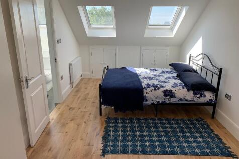 Master bedroom in the loft 