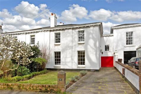 4 Lyndhurst Road