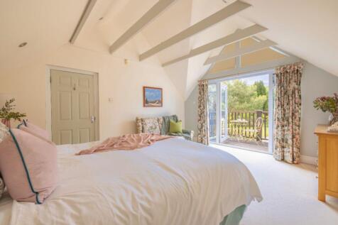 Principal bedroom