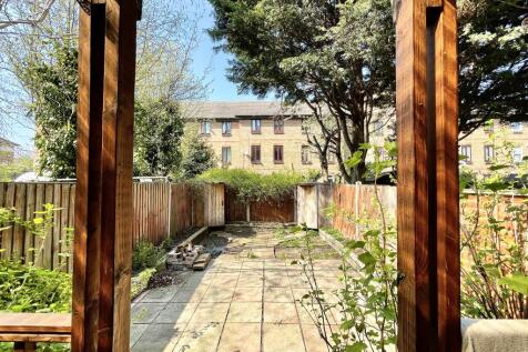 Communal Garden.jpg