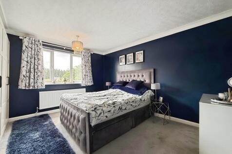 cbbb05cb-WhatsApp...