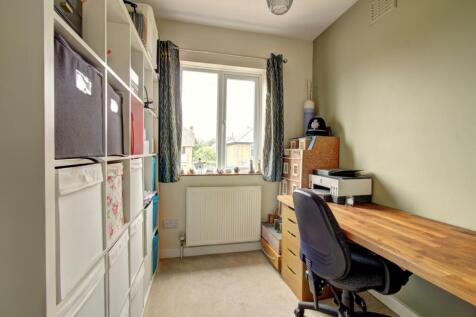 Bedroom 3 Queens Road - Matt Clinton EweMove Kenil