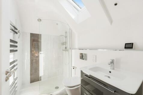 6 bed, 5 bath Detached in Bristol - Photo 31