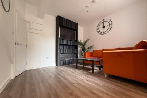 Strathnairn Street, Roath photo 3